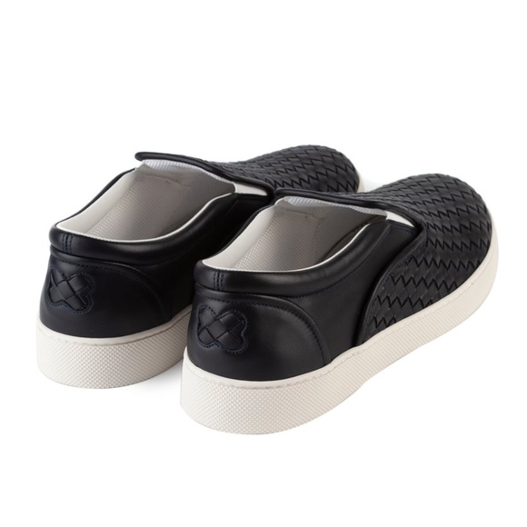 BOTTEGA VENETA  NAVY WOVEN LEATHER SLIP ON SNEAKER - Picture 3 of 8